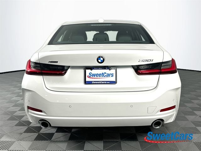 Used 2025 BMW 330i xDrive Sedan image 6
