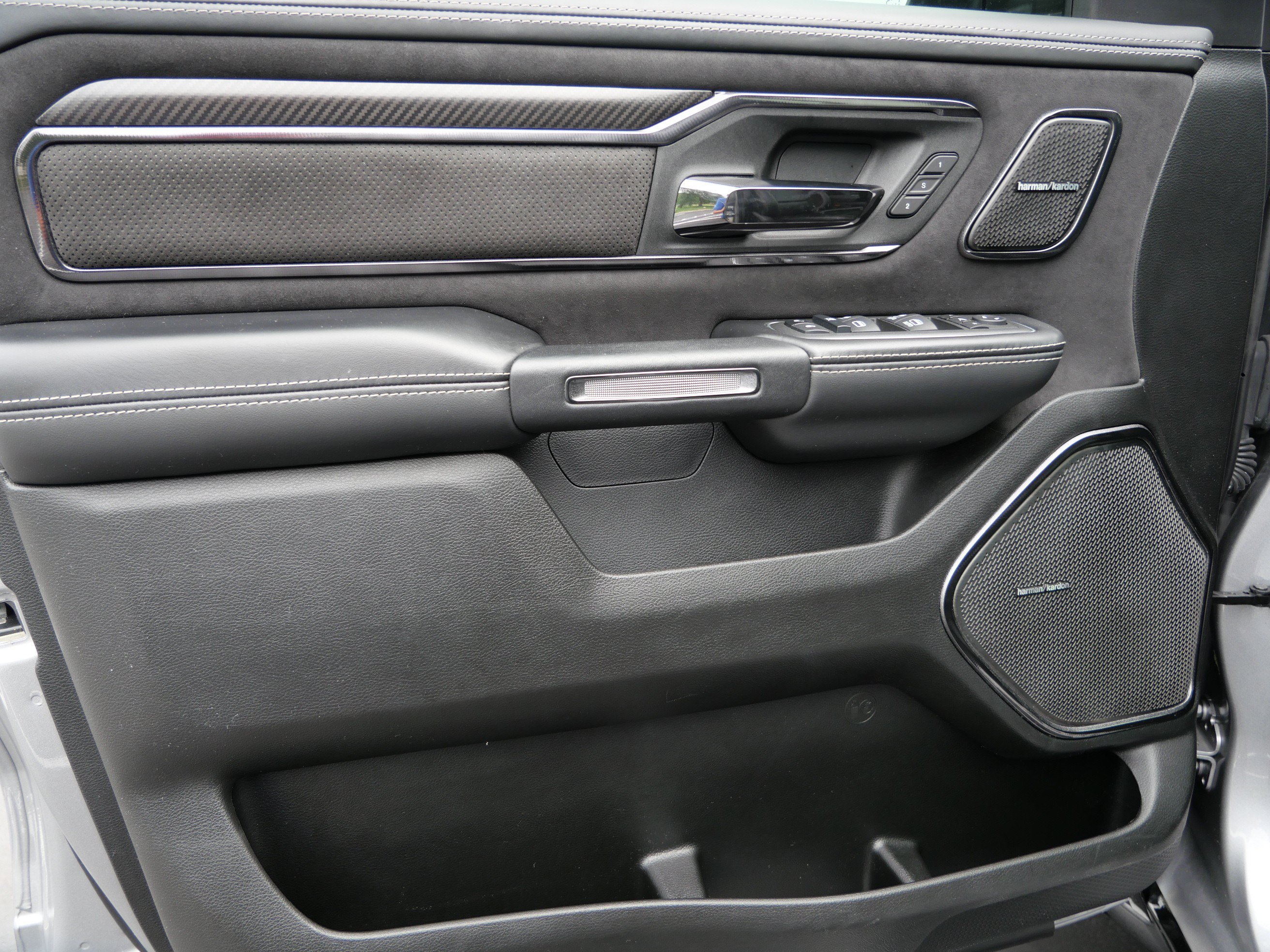 Used 2022 RAM 1500 TRX w/ TRX Level 2 Equipment Group AWD/4WD image 13