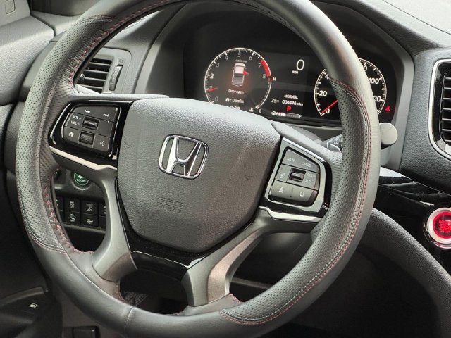 Used 2026 Honda Ridgeline Black Edition image 15