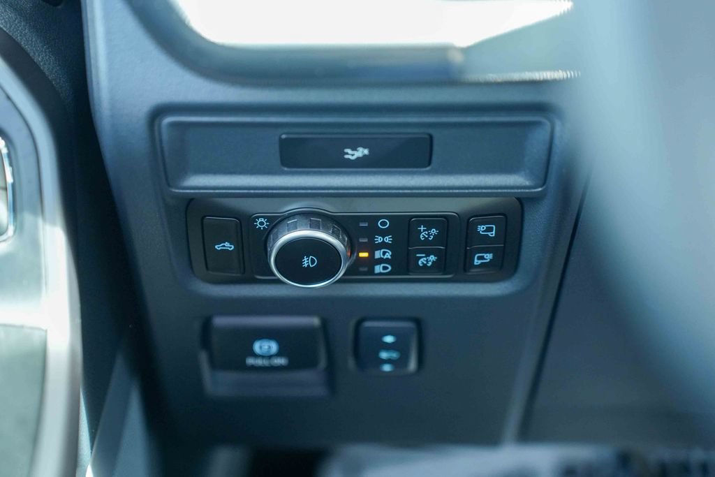 Used 2026 Ford F150 Lariat AWD/4WD image 28