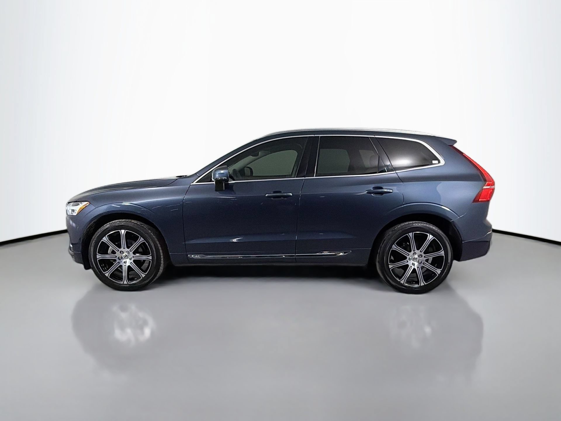 Used 2020 Volvo XC60 T5 Inscription w/ Protection Package Premier AWD/4WD image 9