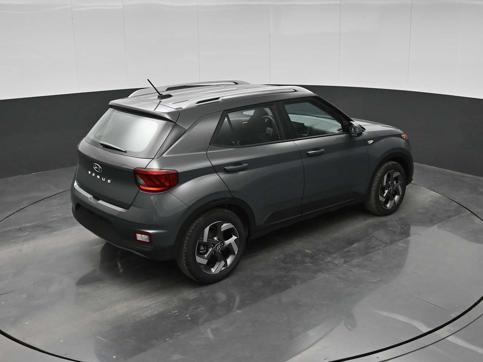 New 2026 Hyundai Venue SEL FWD image 30