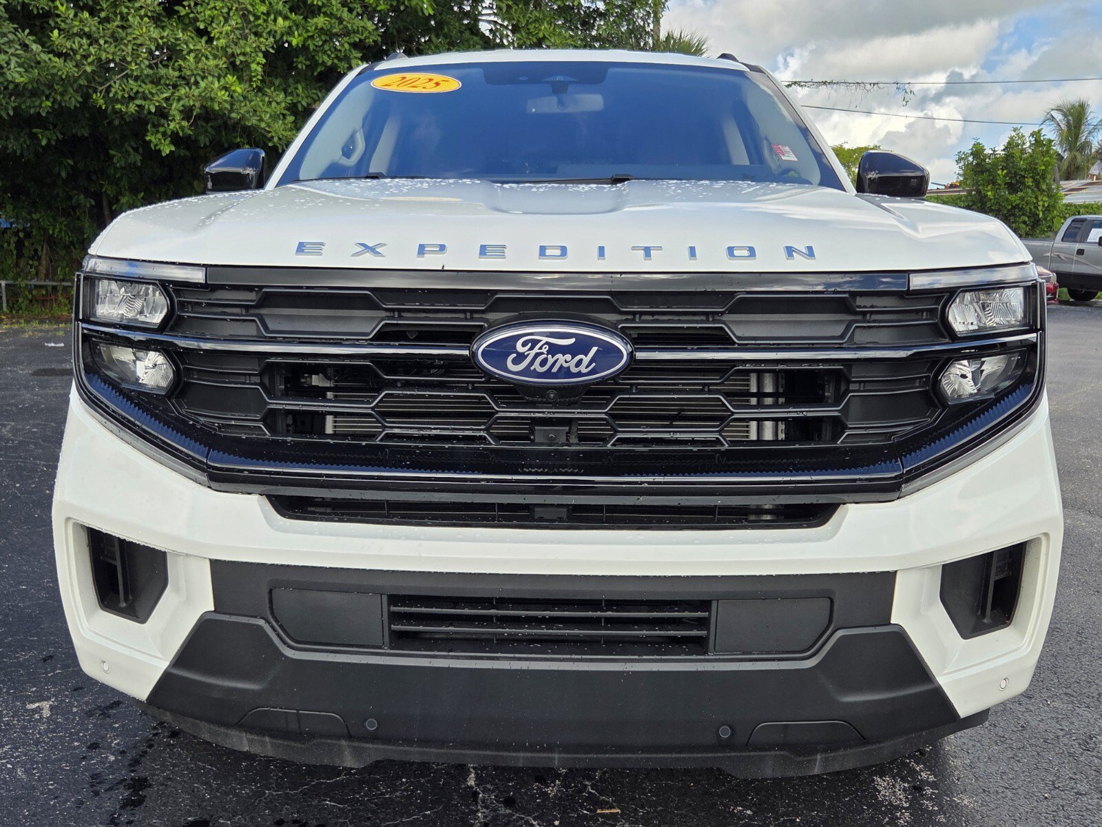 Used 2025 Ford Expedition Max Active RWD image 8
