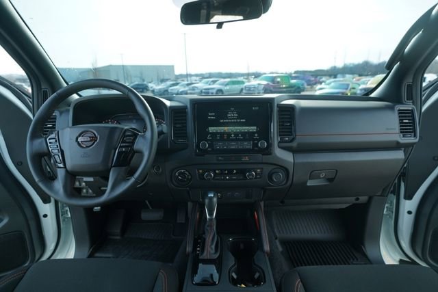Used 2024 Nissan Frontier PRO-4X w/ Technology Package image 24