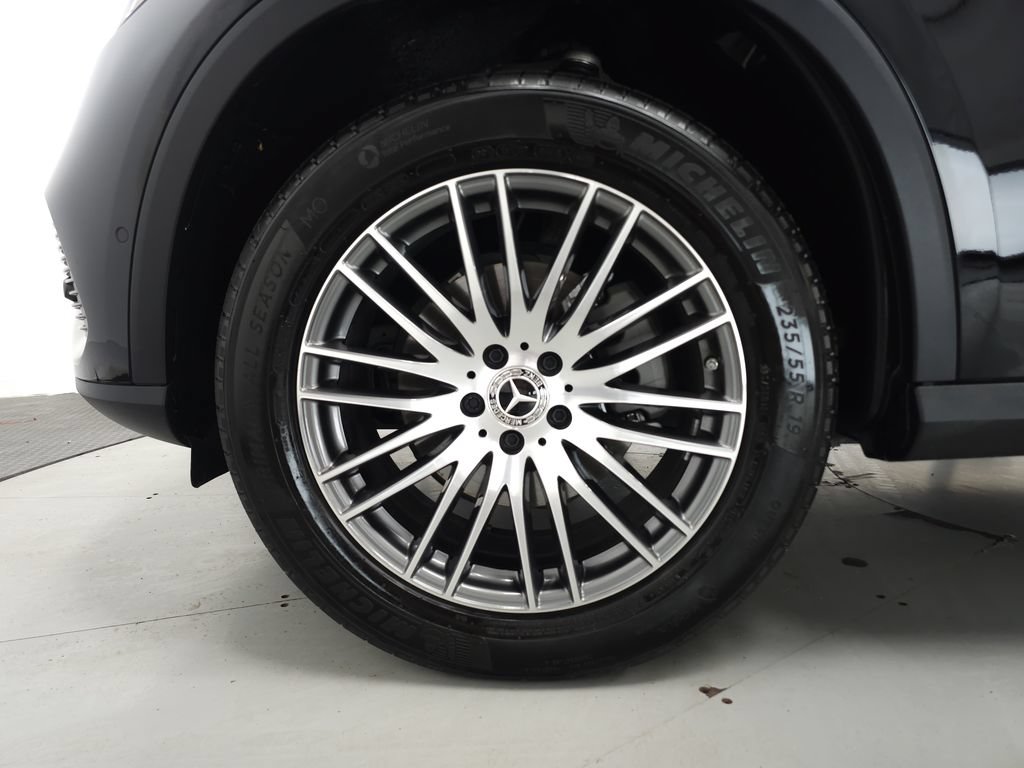 Certified 2026 Mercedes-Benz GLC 300 4MATIC image 32