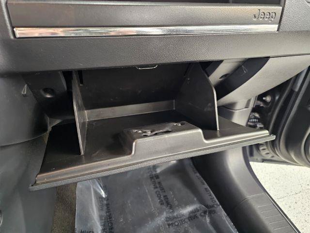 Used 2016 Jeep Patriot Sport w/ Power Value Group FWD image 24