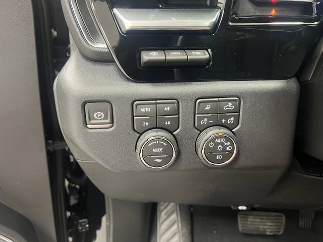 New 2026 Chevrolet Silverado 1500 High Country AWD/4WD image 13