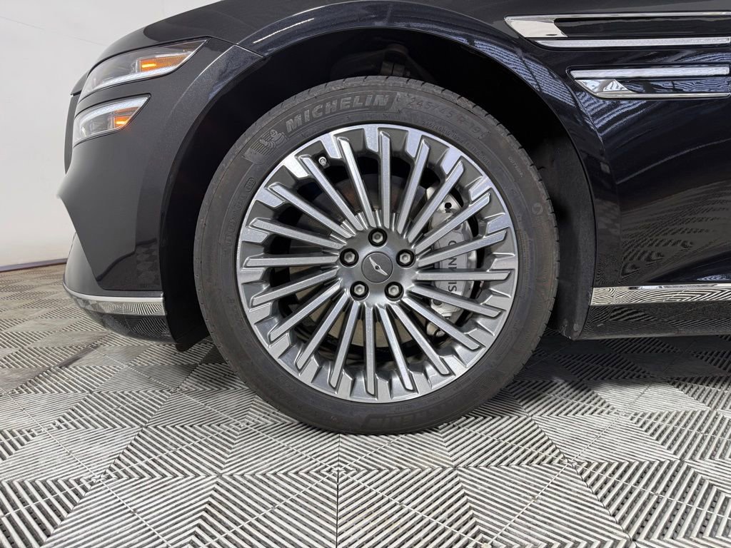 Used 2024 Genesis G80 image 12