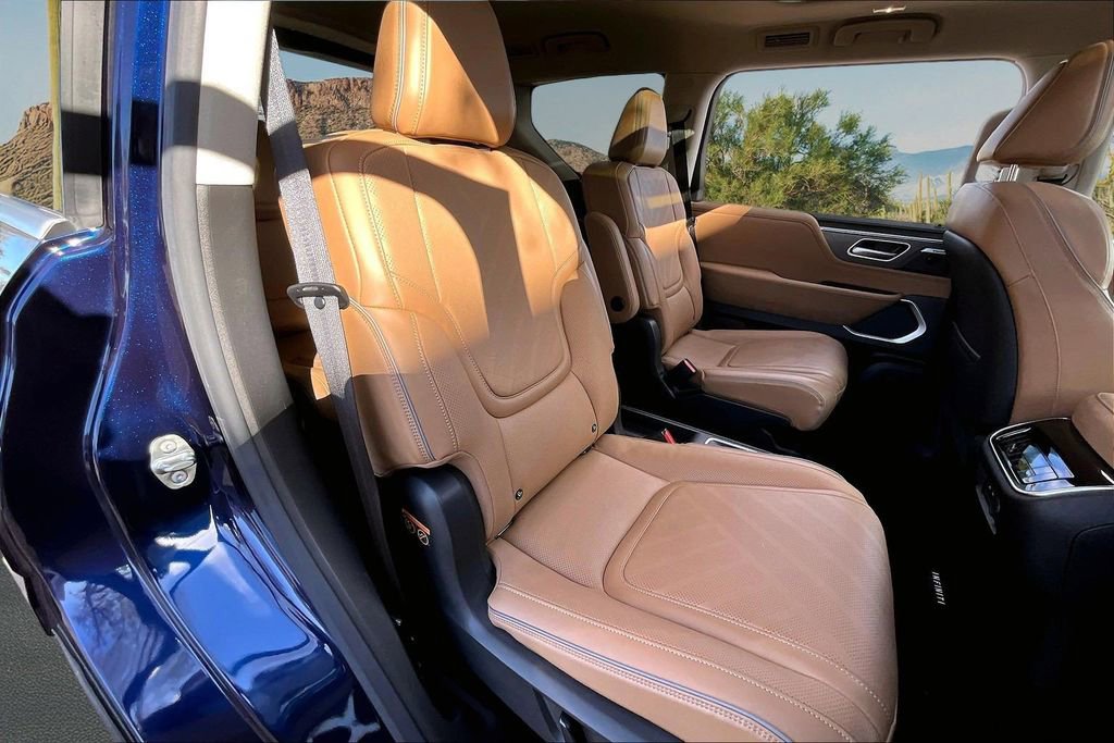 Used 2025 INFINITI QX80 Luxe image 26