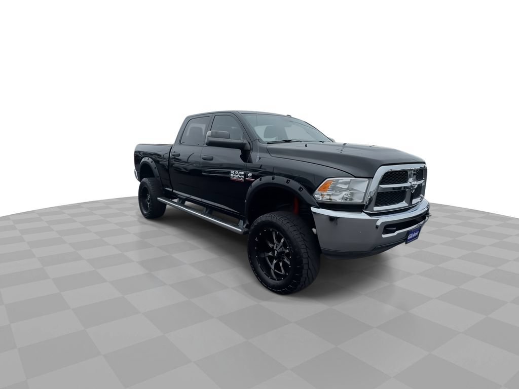 Used 2014 RAM 2500 Tradesman w/ Chrome Appearance Group AWD/4WD image 2