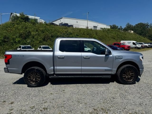 Used 2022 Ford F150 Lightning Lariat AWD/4WD image 9