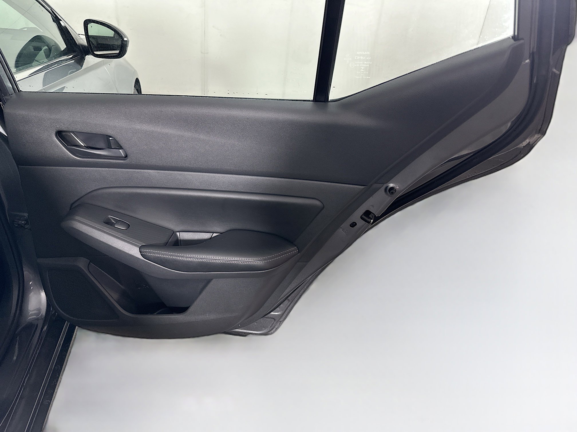 Used 2024 Nissan Altima 2.5 SV image 27