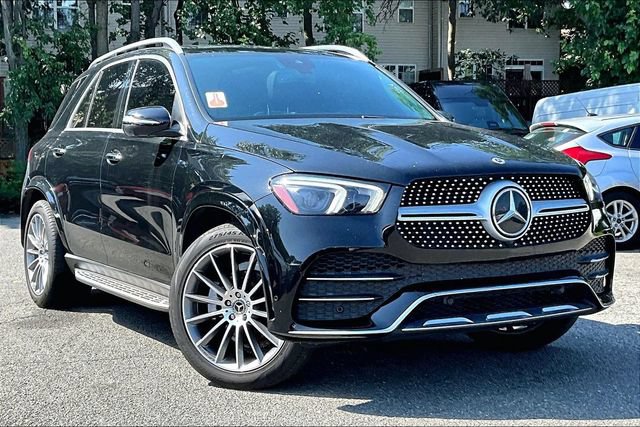 Used 2022 Mercedes-Benz GLE 350 4MATIC w/ AMG Line Exterior image 1