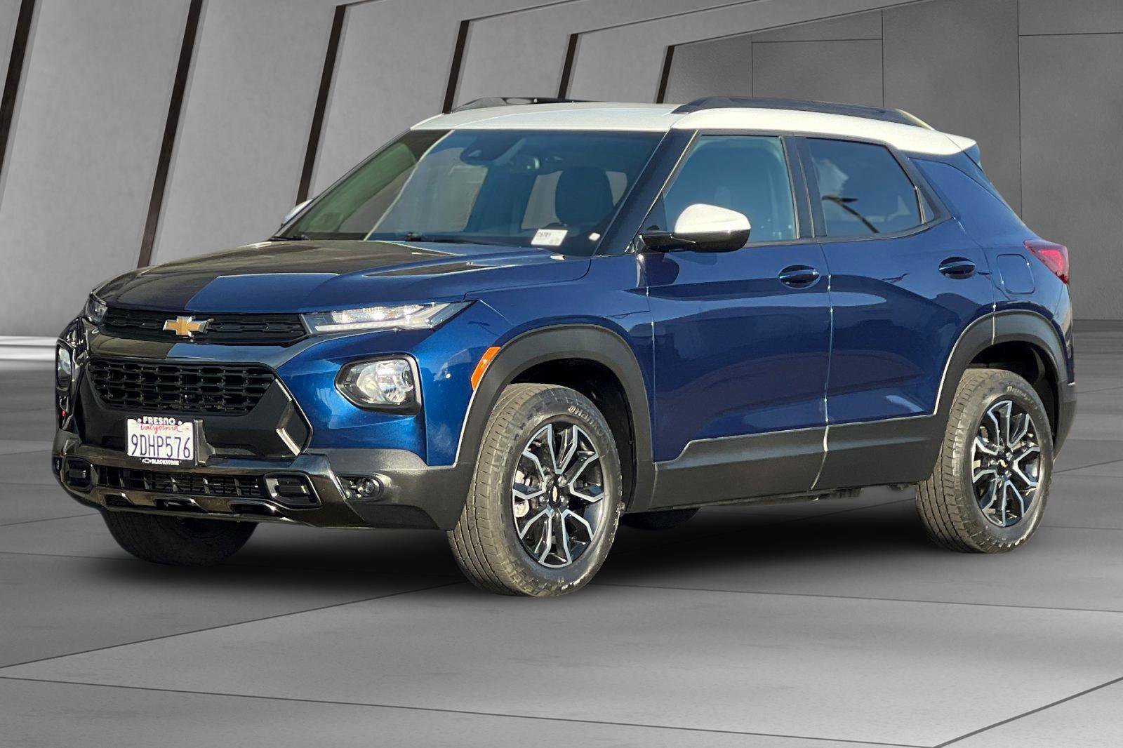 Used 2022 Chevrolet TrailBlazer ACTIV w/ Technology Package image 8