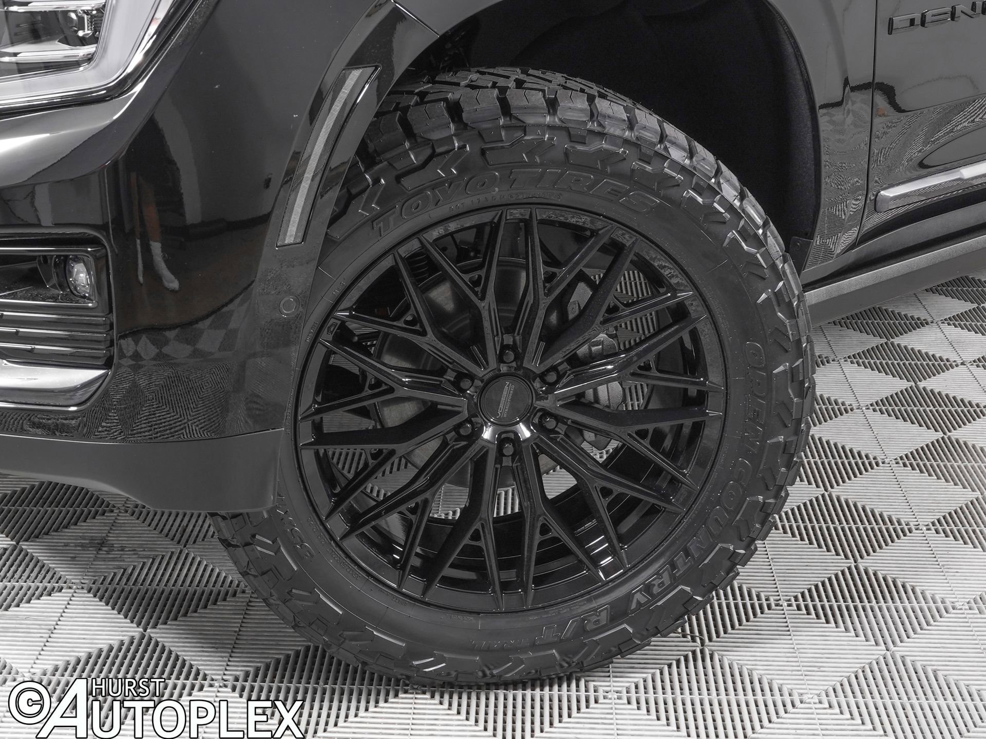 Used 2026 GMC Yukon Denali Ultimate image 33