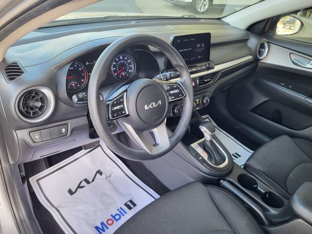 Used 2023 Kia Forte LXS image 10