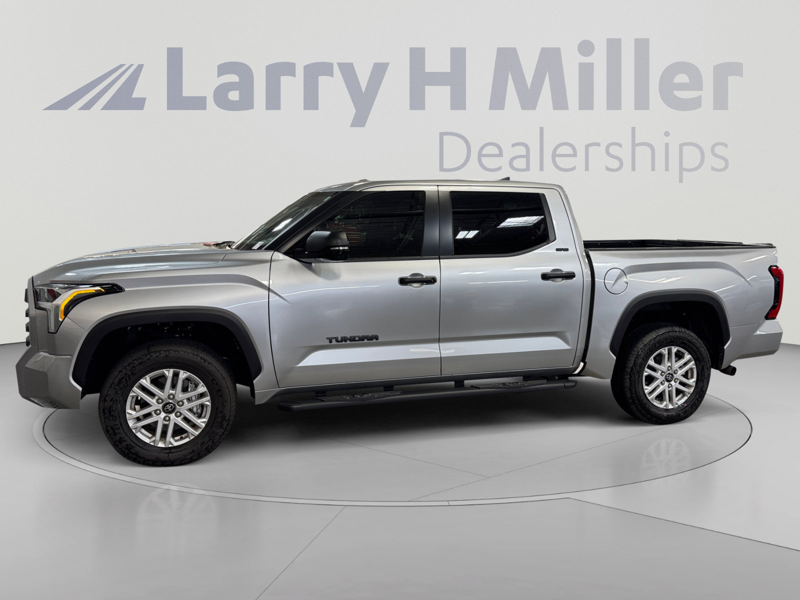 Certified 2026 Toyota Tundra SR5 w/ SR5 Convenience Package AWD/4WD image 2