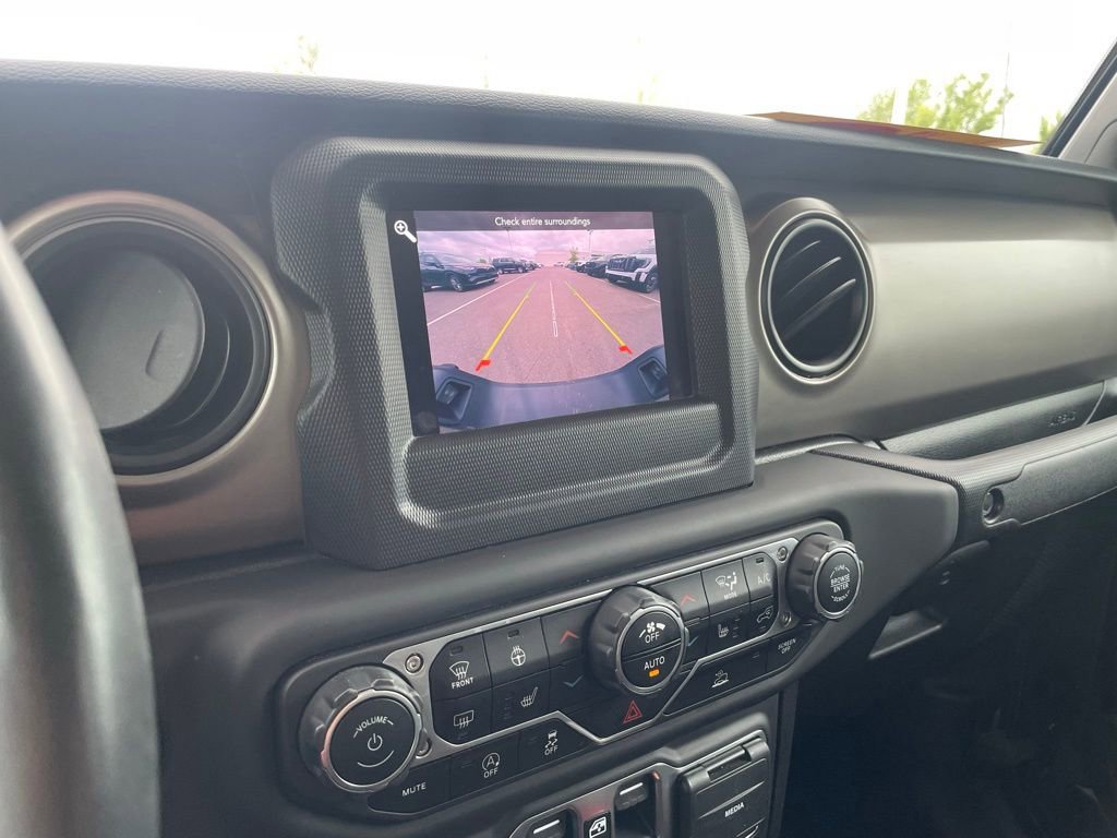 Used 2021 Jeep Gladiator Sport image 17