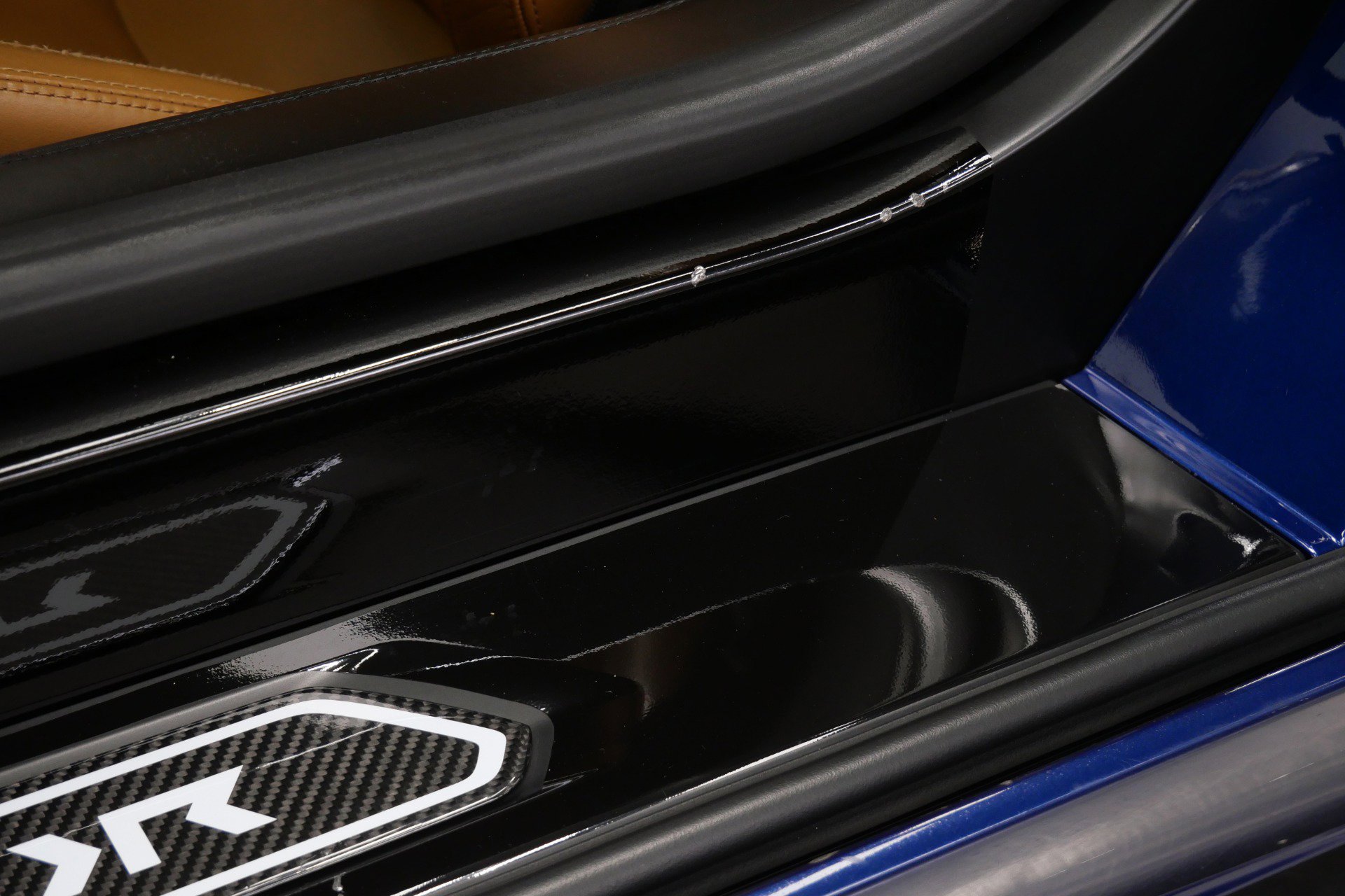 Used 2014 Lamborghini Aventador LP 700-4 image 32