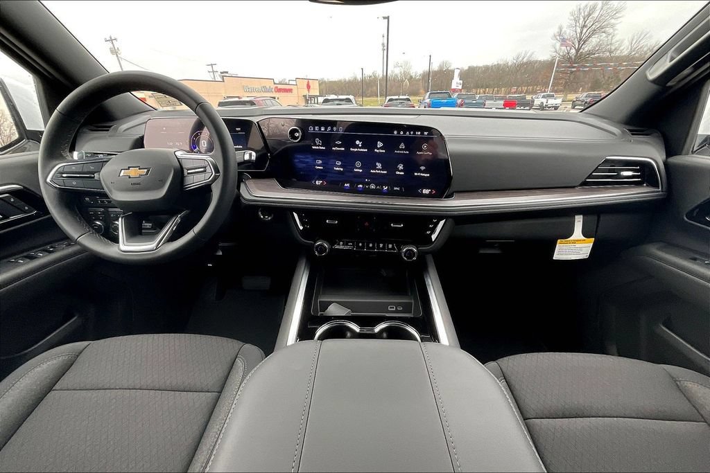 New 2026 Chevrolet Tahoe LS w/ LPO, Dark Essentials Package AWD/4WD image 4