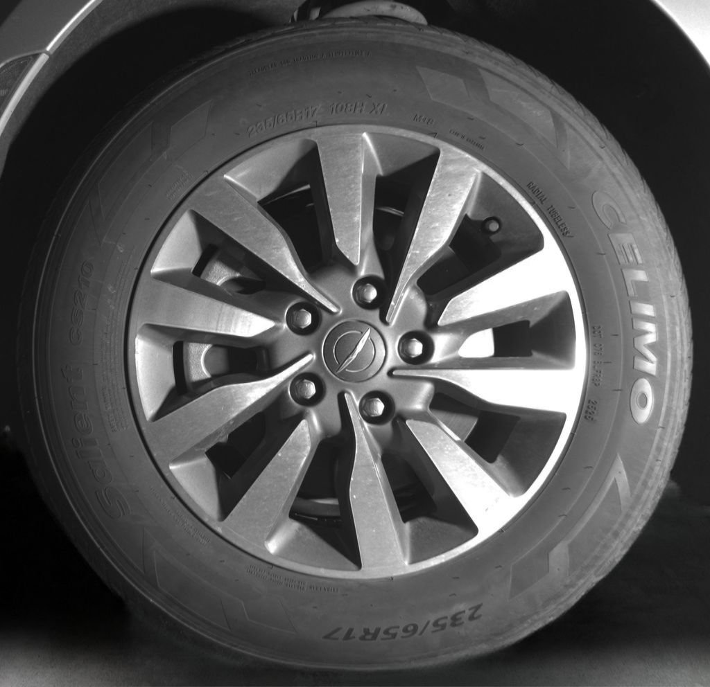 Used 2024 Chrysler Pacifica Limited FWD image 11