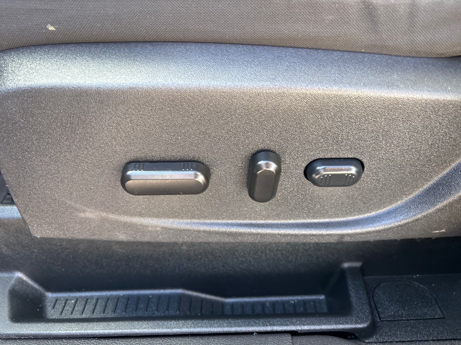Used 2018 Ford Escape SE AWD/4WD image 12
