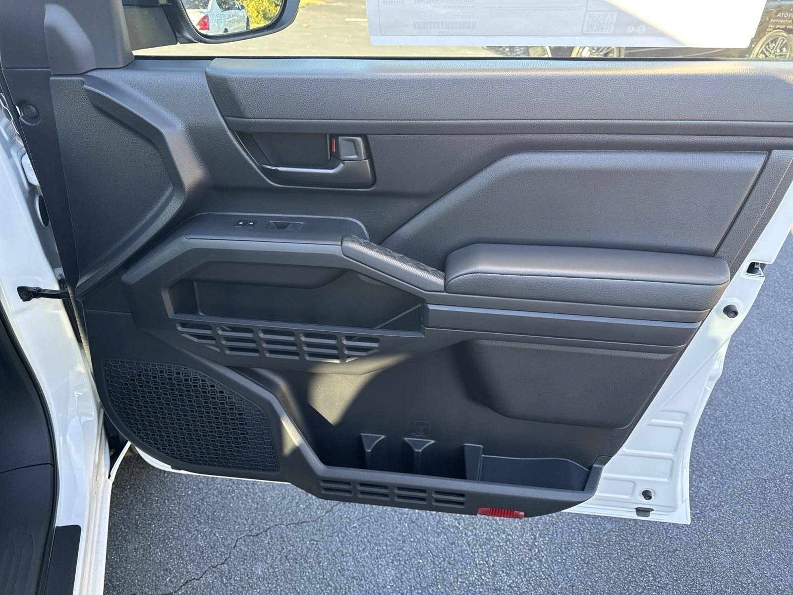 New 2024 Toyota Tacoma SR AWD/4WD image 33