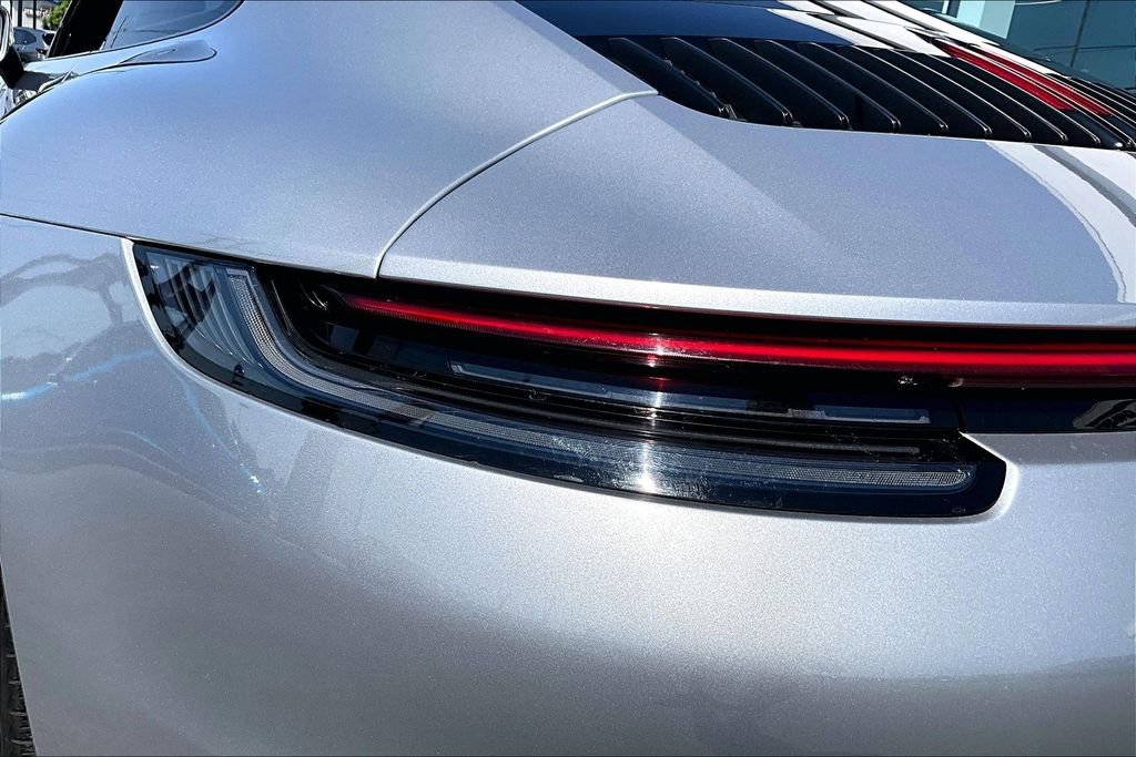 Used 2021 Porsche 911 Carrera RWD image 39