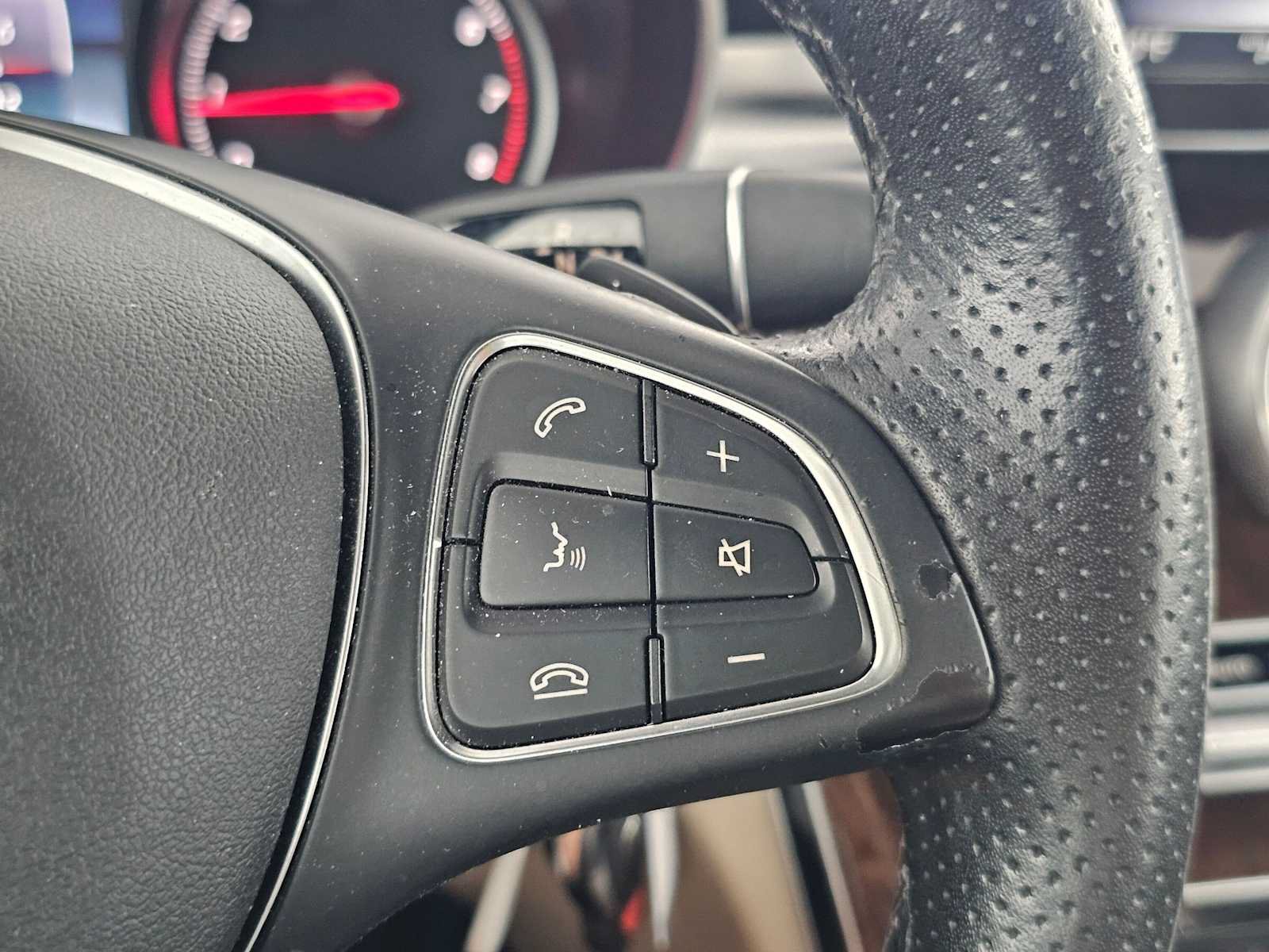 Used 2018 Mercedes-Benz C 300 Sedan image 29