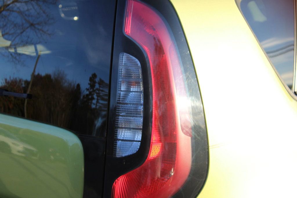 Used 2017 Kia Soul w/ Convenience Package image 30