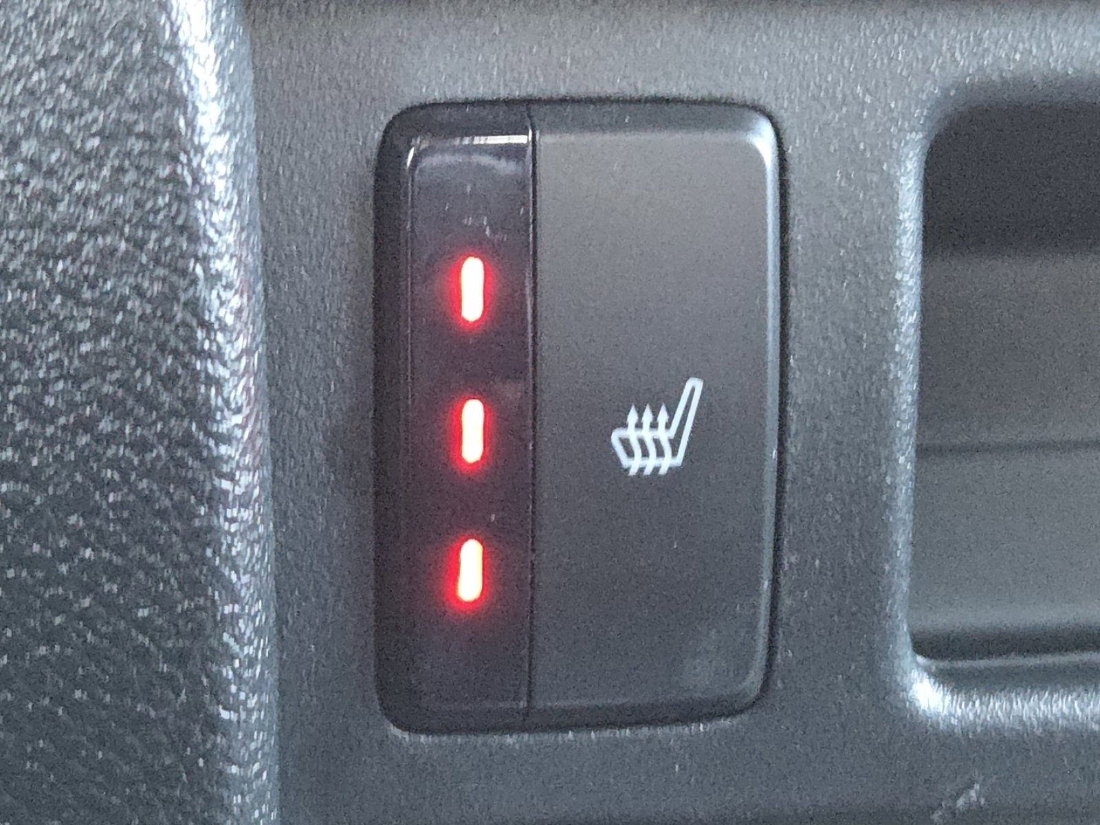 Used 2023 Honda Passport EX-L image 5