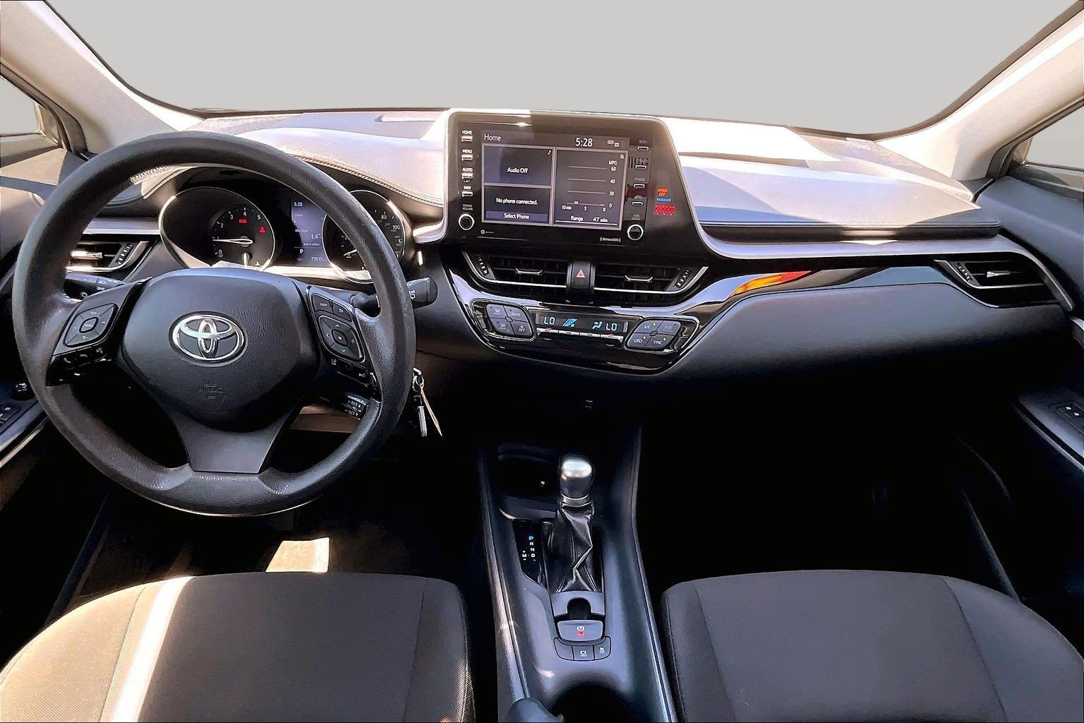 Used 2020 Toyota C-HR LE FWD image 14