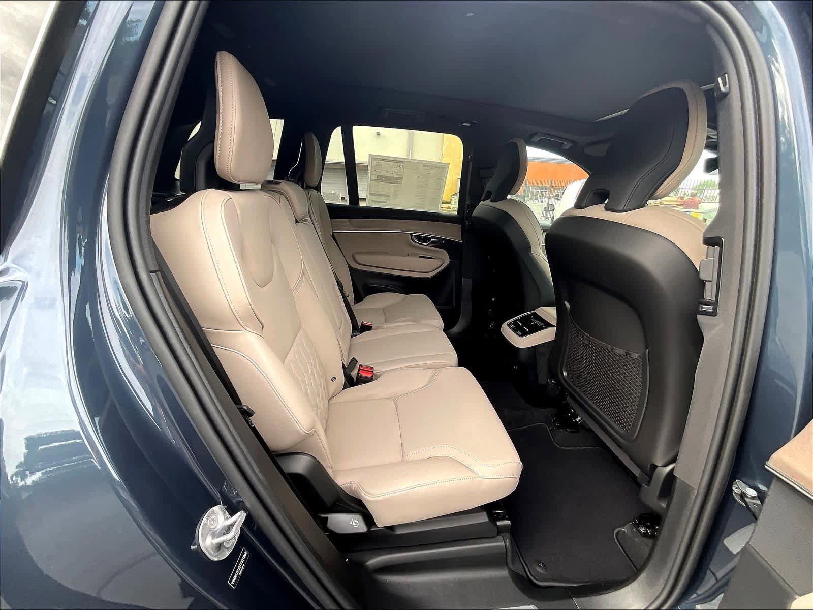 New 2026 Volvo XC90 B5 Core AWD/4WD image 27