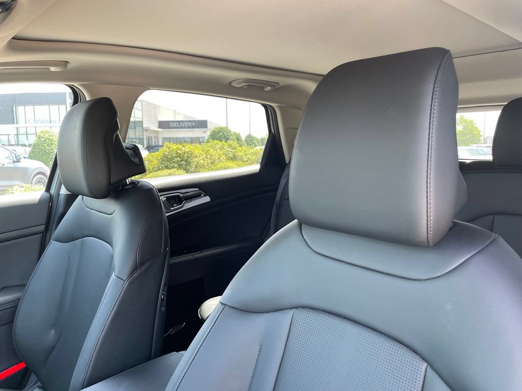 New 2026 Kia Sportage SX FWD image 23