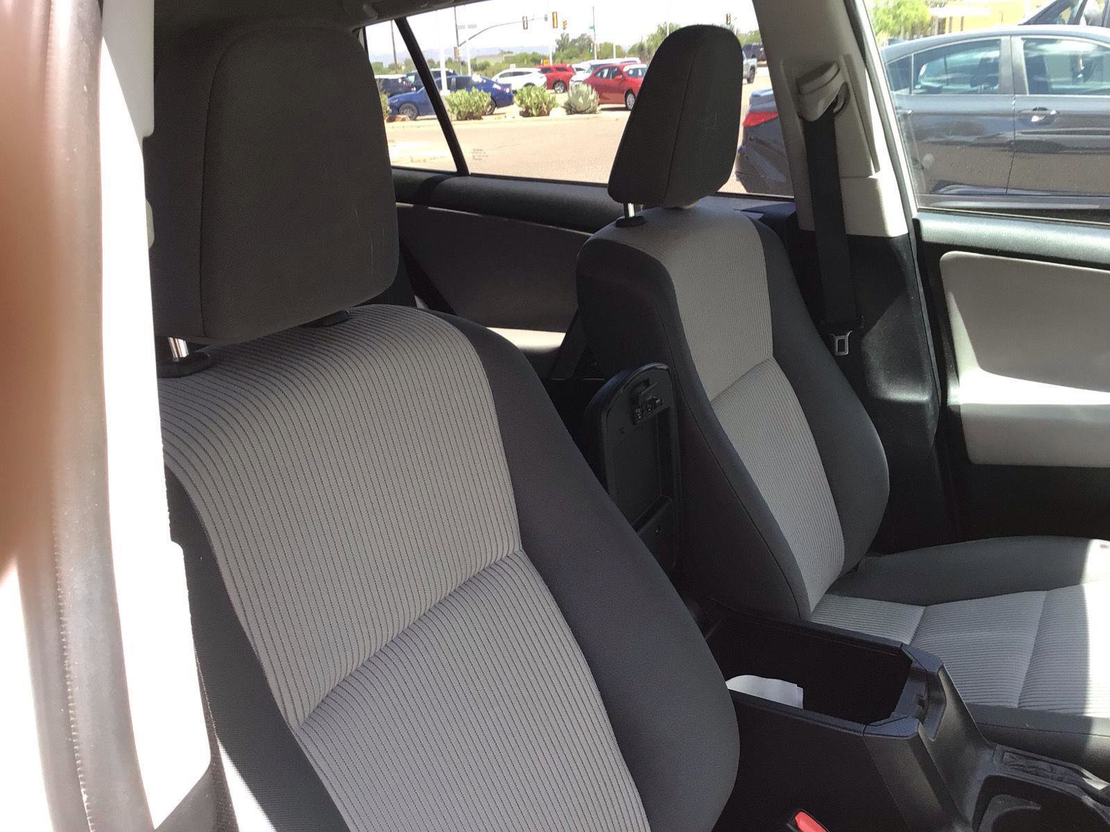 Used 2014 Toyota RAV4 LE FWD image 22