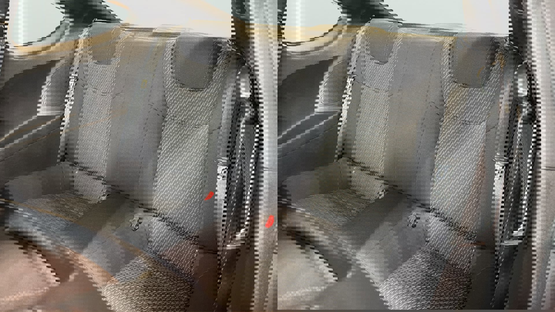 Used 2016 Hyundai Genesis 3.8 image 32