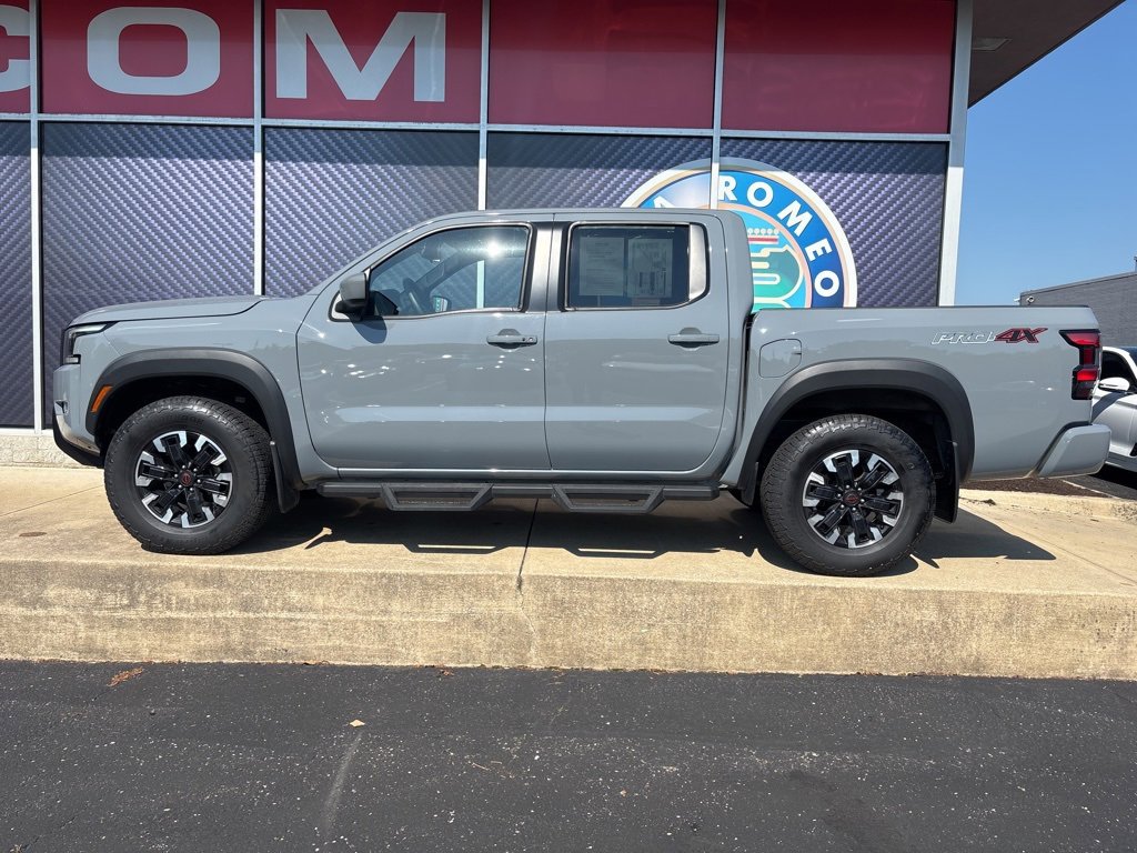 Used 2023 Nissan Frontier PRO-4X w/ Technology Package image 15