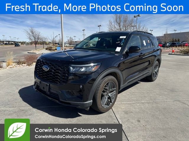 Used 2025 Ford Explorer ST-Line w/ ST-Line Street Pack image 7