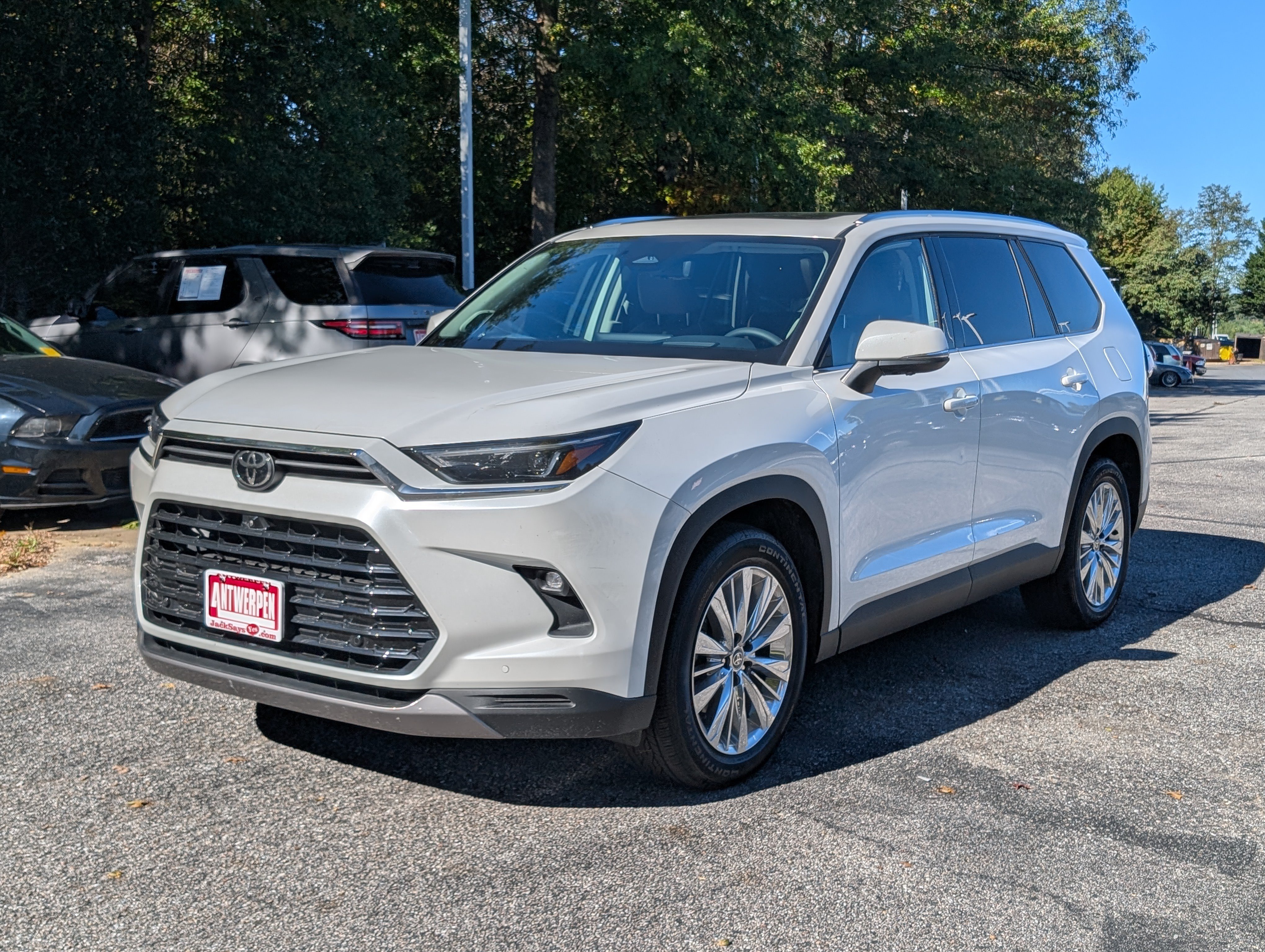 Used 2026 Toyota Grand Highlander AWD image 7