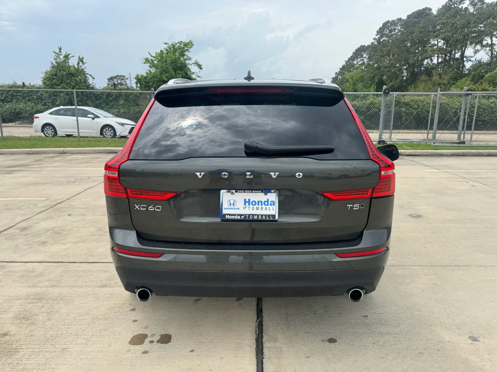 Used 2019 Volvo XC60 T5 Momentum w/ Multimedia Package AWD/4WD image 7