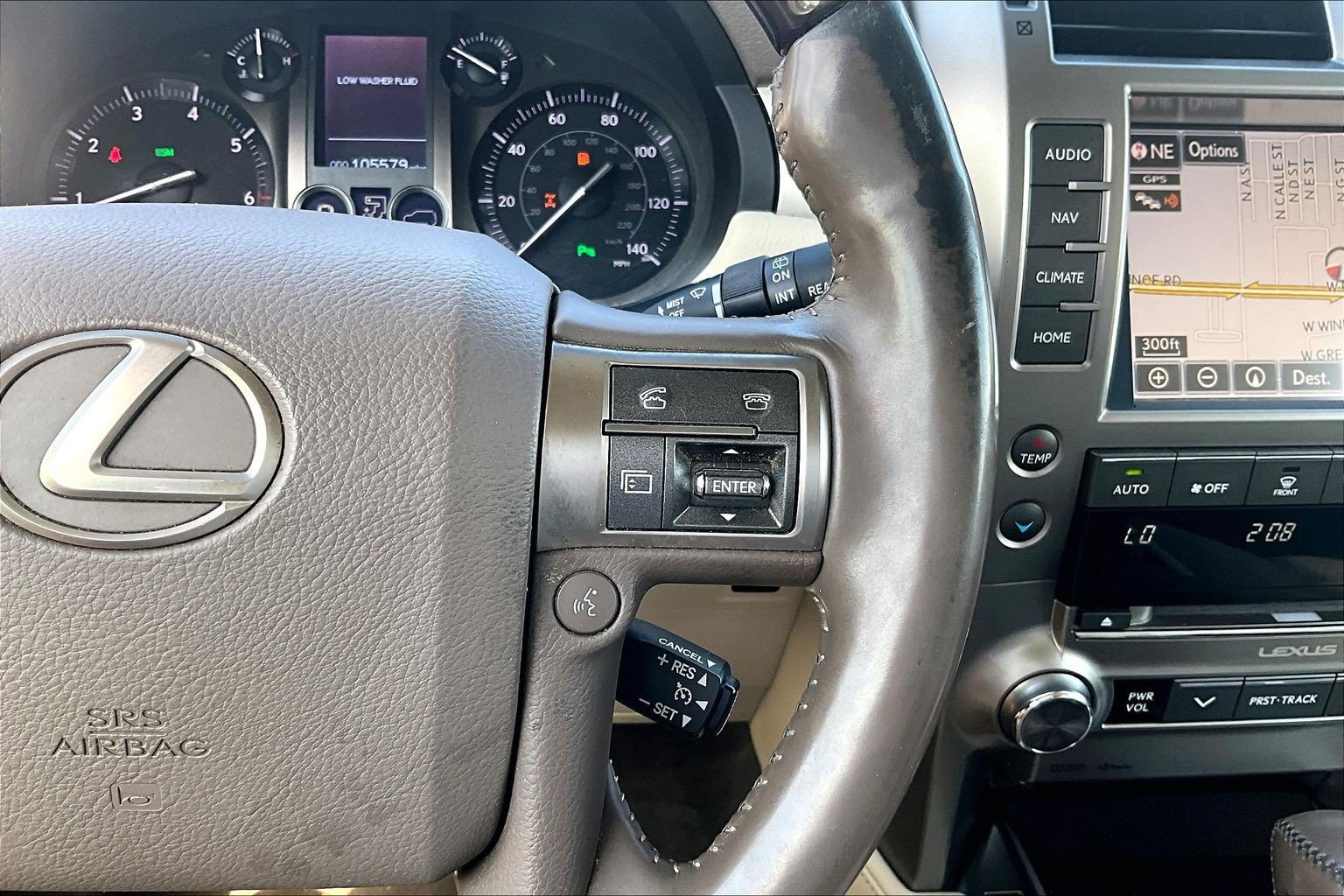 Used 2019 Lexus GX 460 Premium w/ Premium Package AWD/4WD image 18