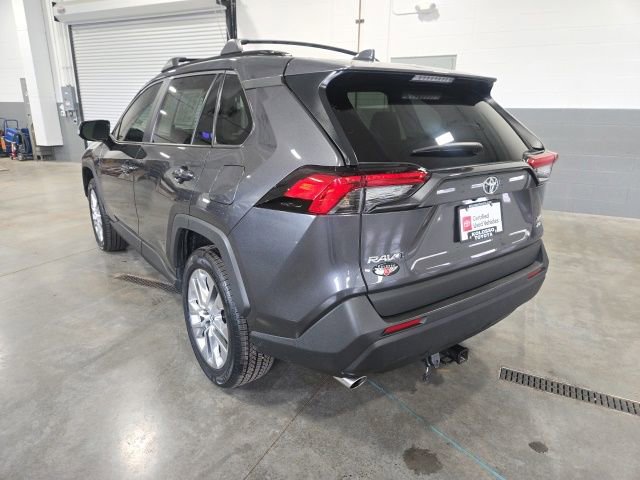 Used 2023 Toyota RAV4 XLE Premium AWD/4WD image 4