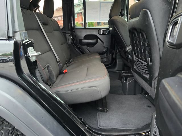 Used 2022 Jeep Wrangler Unlimited Rubicon AWD/4WD image 37