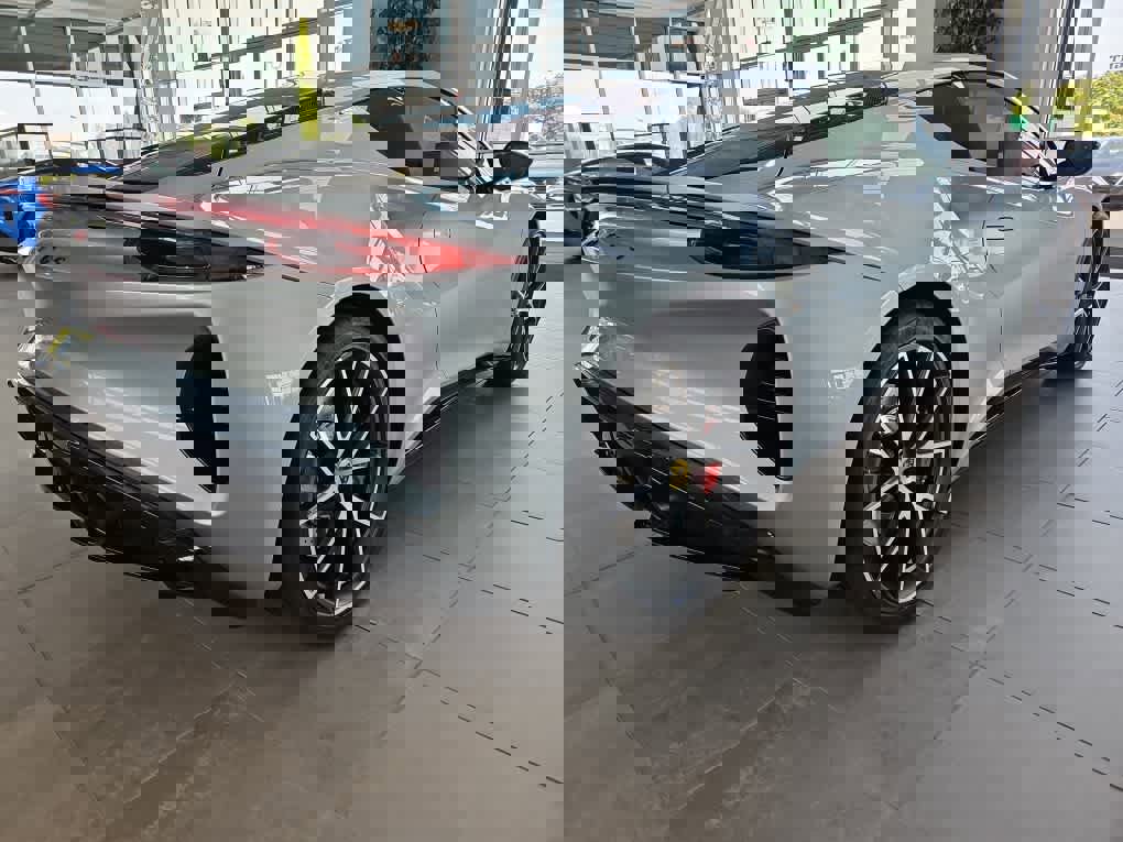 New 2025 Lotus Emira image 9