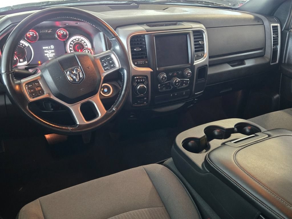 Used 2022 RAM 1500 Warlock AWD/4WD image 16