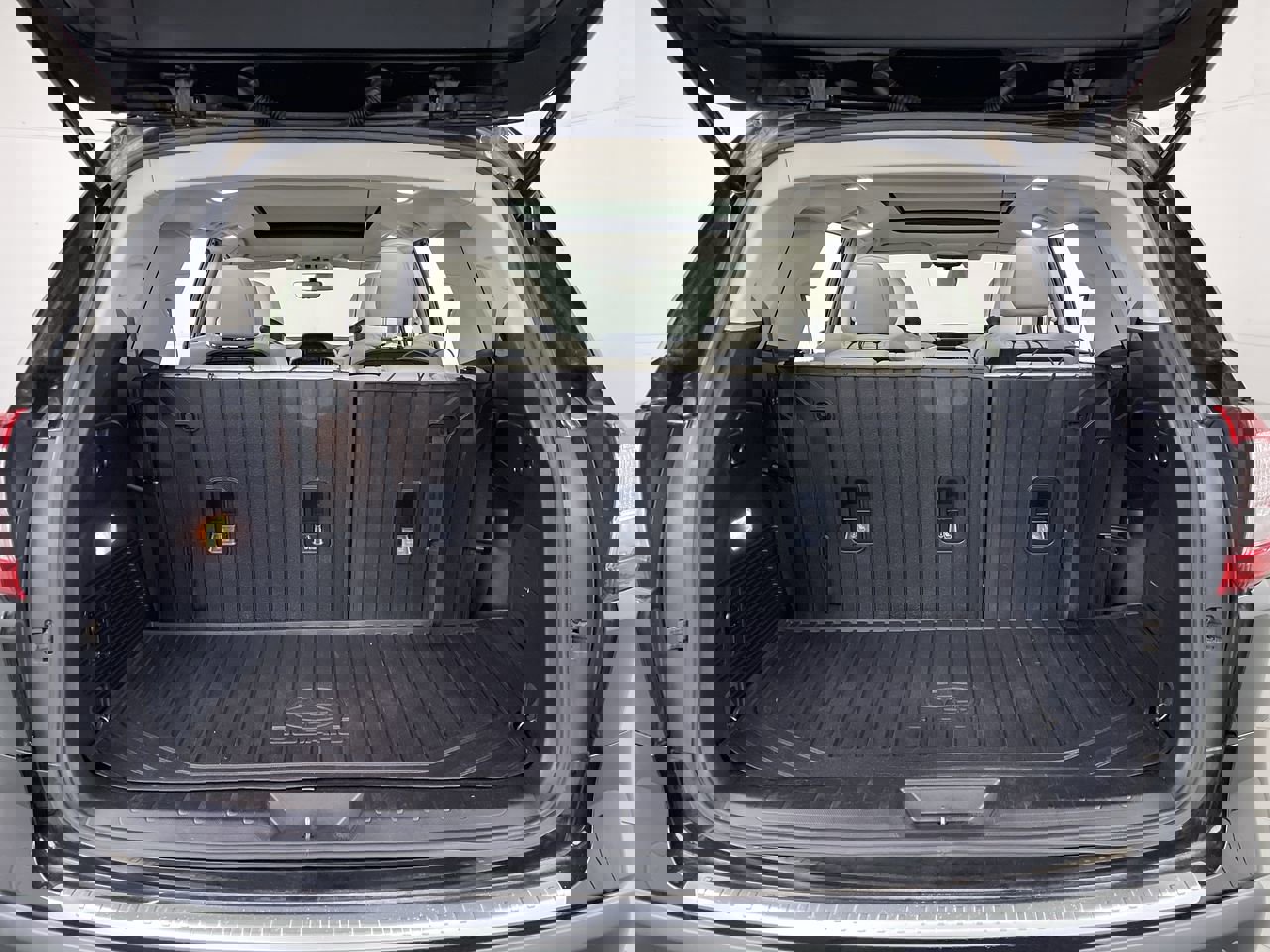 Used 2021 Subaru Ascent Limited w/ Technology Package image 24