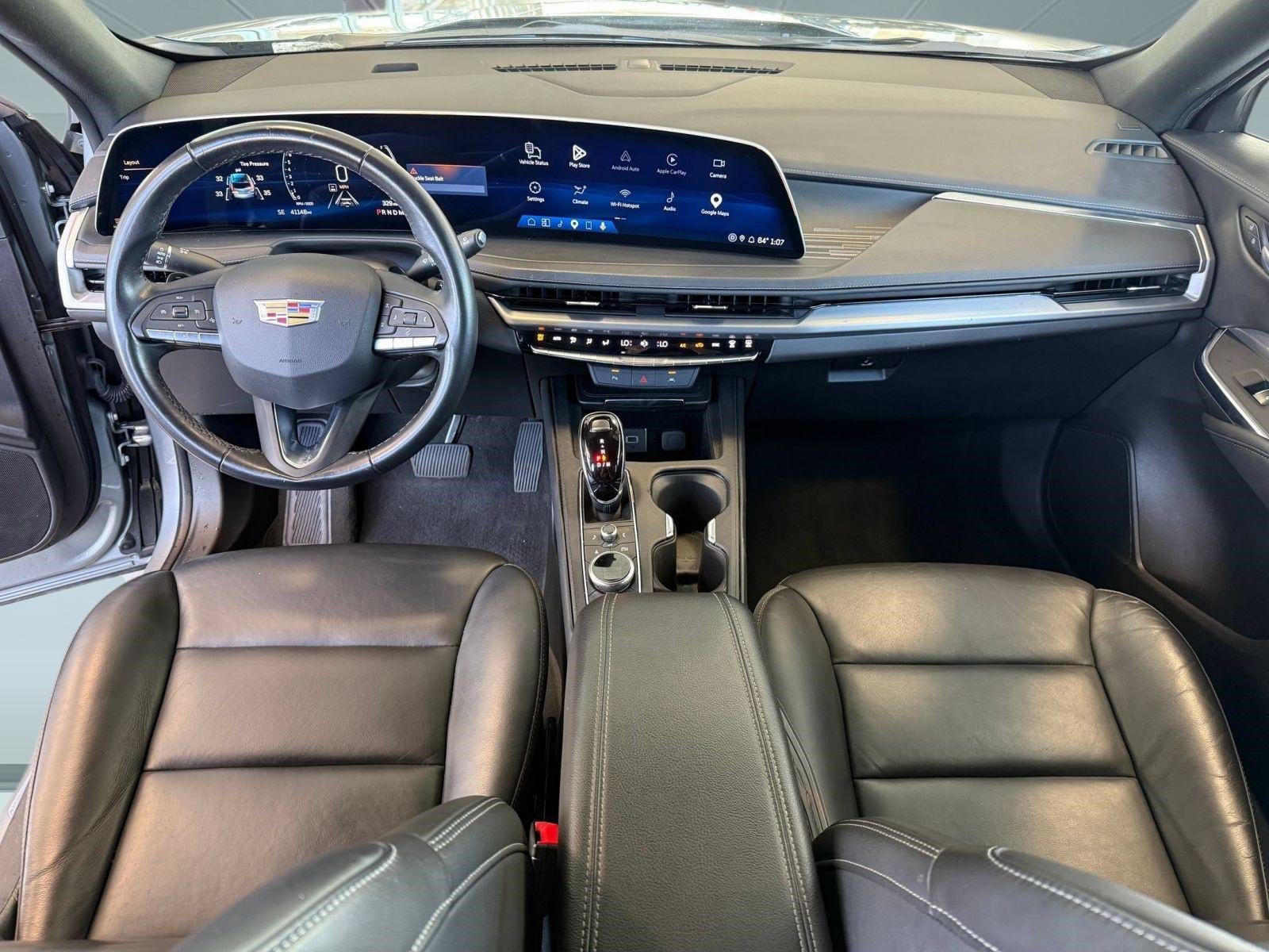 Used 2025 Cadillac XT4 Premium Luxury FWD image 16