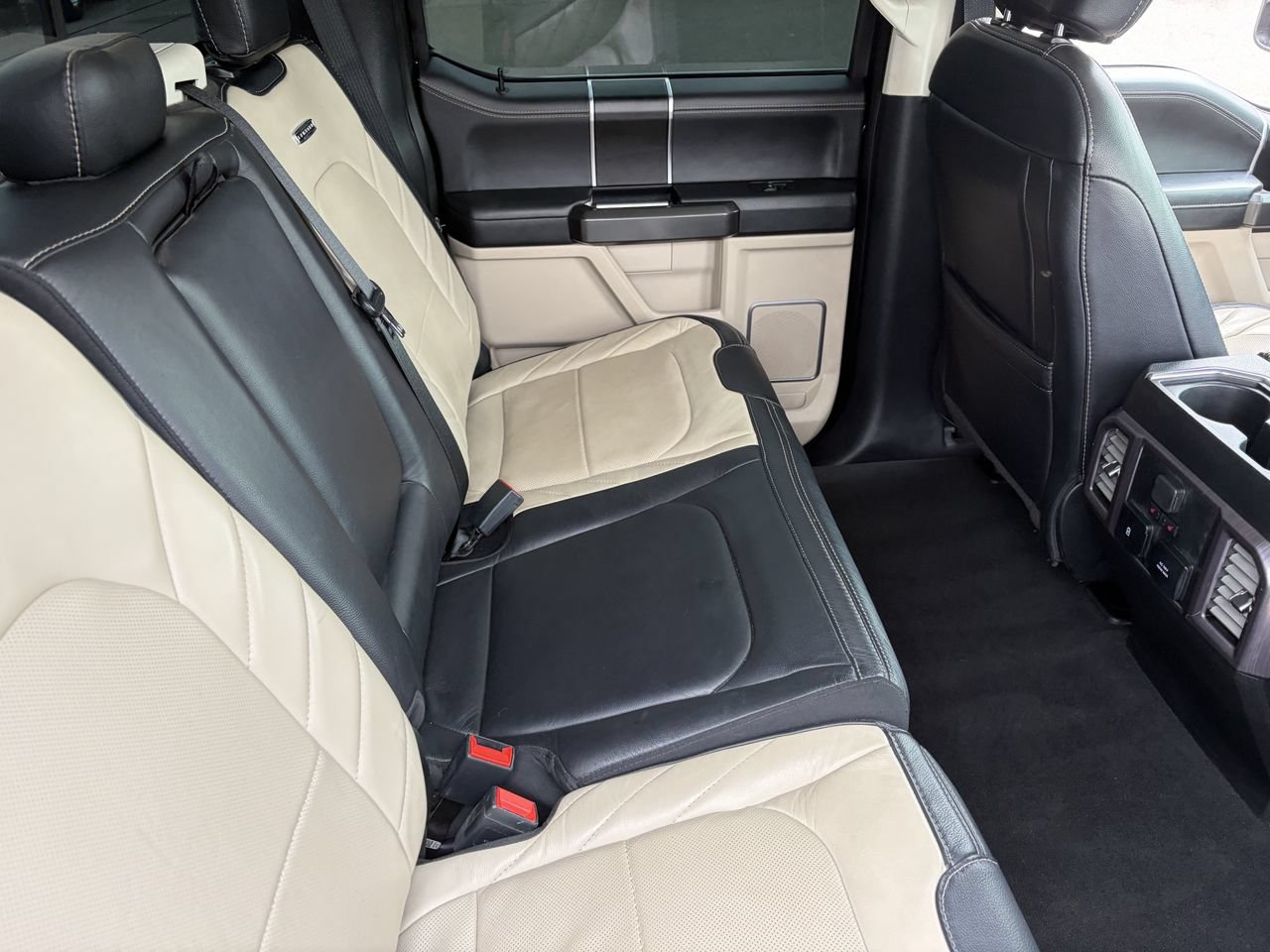 Used 2020 Ford F350 Limited AWD/4WD image 13