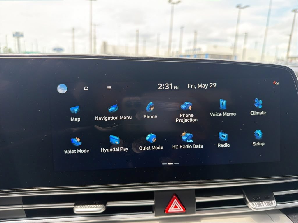 New 2026 Hyundai Elantra Limited FWD image 18