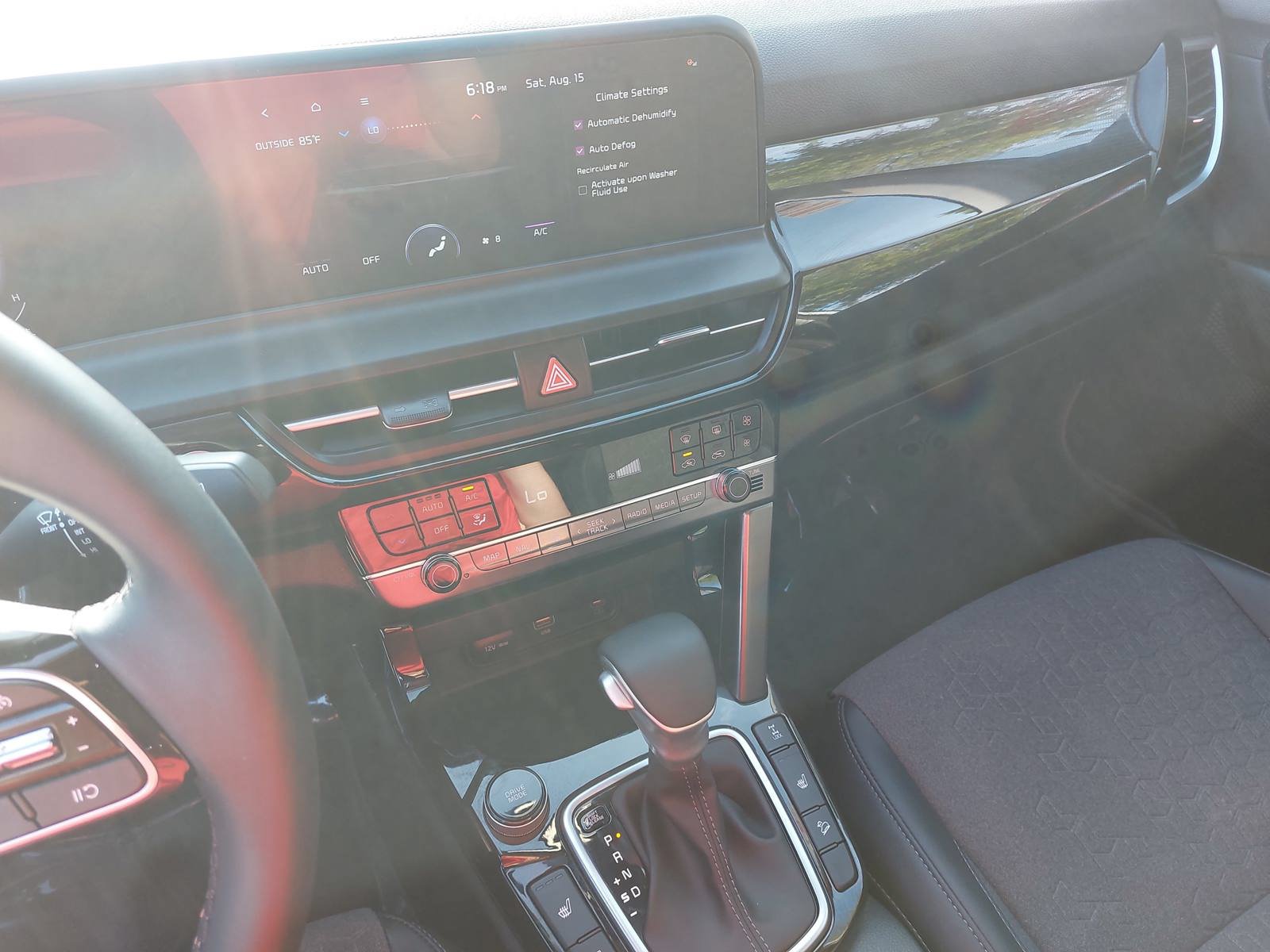 Used 2025 Kia Seltos S AWD/4WD image 19